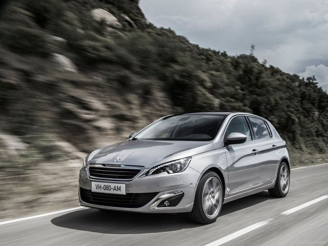 Peugeot-308_2014_800x600_wallpaper_10.jpg