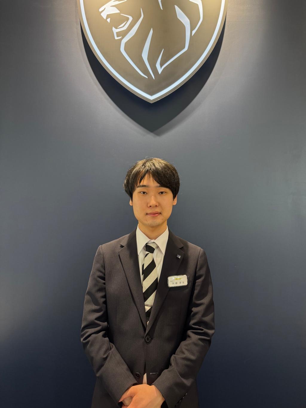 加藤さん　プジョーHP用.jpeg